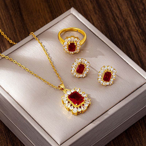 饰品厂面临的挑战与突围之路