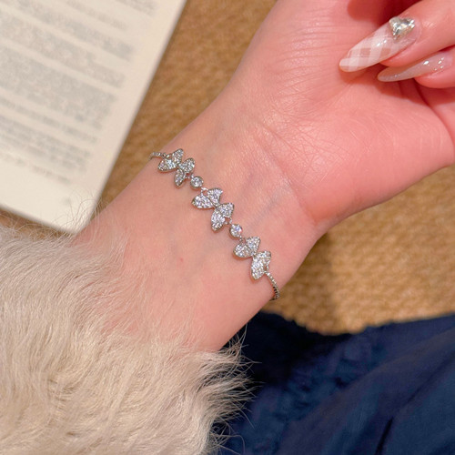 迈来饰品厂致广大客户的品牌升级合作建议书(图1) 2.jpg